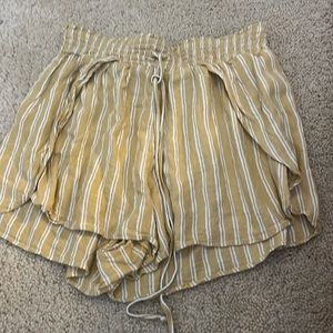 american eagle shorts